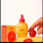 EQQUALBERRY Vitamin C illuminating Serum Fade Dark Spots, Hydrate & Glow | 40% Acerola, Niacinamide & Hyaluronic Acid | Anti-Aging & Skin Repair 30ml - Image 3